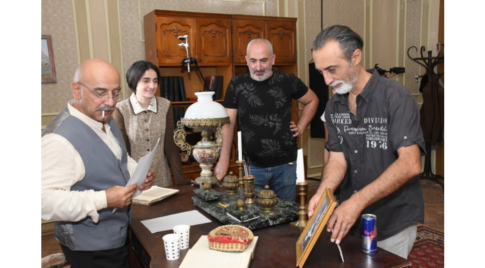 mehmandarovlar-filminin-chekilishleri-basha-chatib