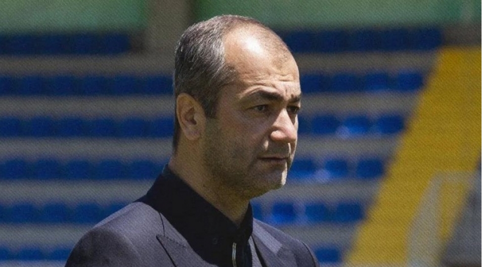 premyer-liqamizda-oyunundan-sonra-bash-meshqchi-ile-futbolchu-dalashib