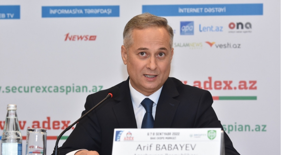 azerbaycan-1000-addan-artiq-silah-sursat-novu-istehsal-edir