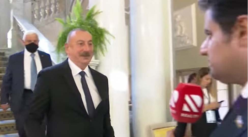 prezidentin-semimi-goruntusu-gundem-oldu-video