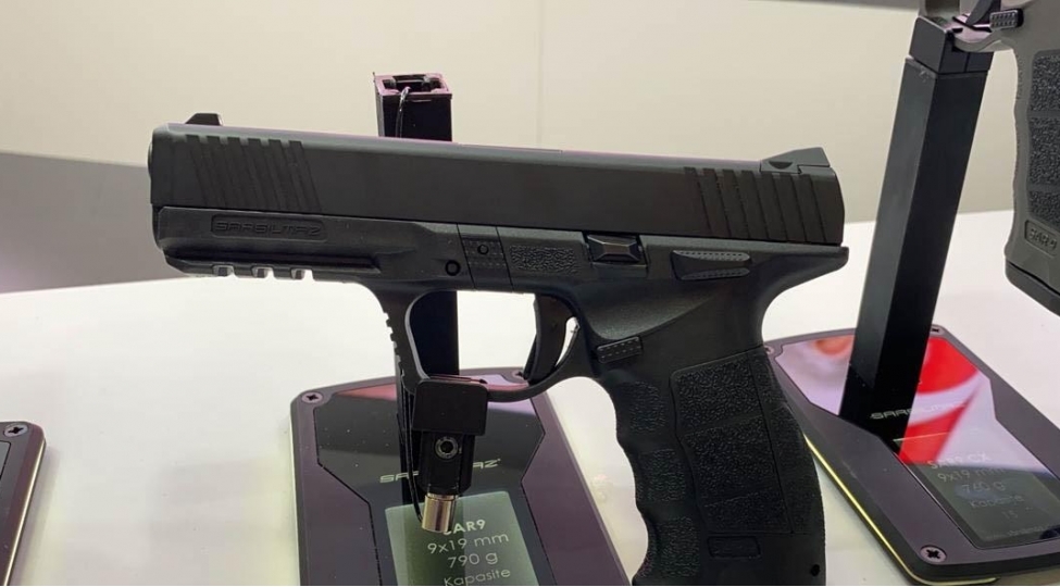 adex-de-turkiye-istehsali-olansar9-tapanchasi-numayish-etdirilir