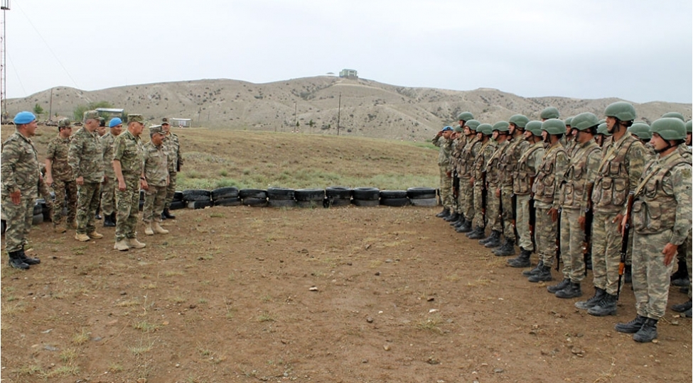 azerbaycan-ordusunun-bash-qerargah-reisi-quru-qoshunlarinda-olub-foto