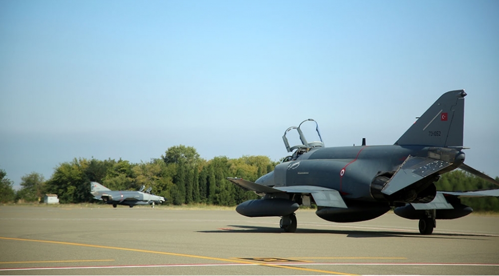 turaz-qartali-2022de-teyyareler-turkiyeye-qayidib