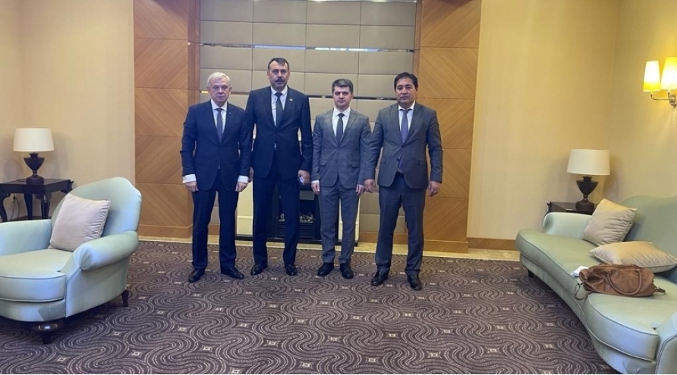 azerbaycanla-tacikistan-arasinda-medeni-emekdashligin-inkishaf-perspektivleri-muzakire-edilib