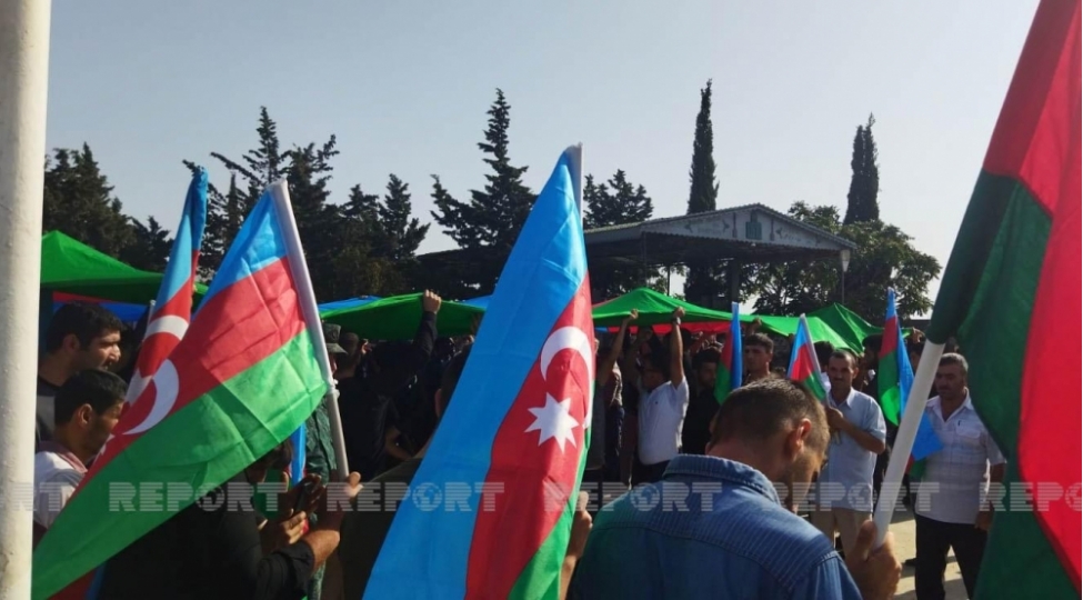 shehid-refael-fetullayev-neftchalada-defn-edilib