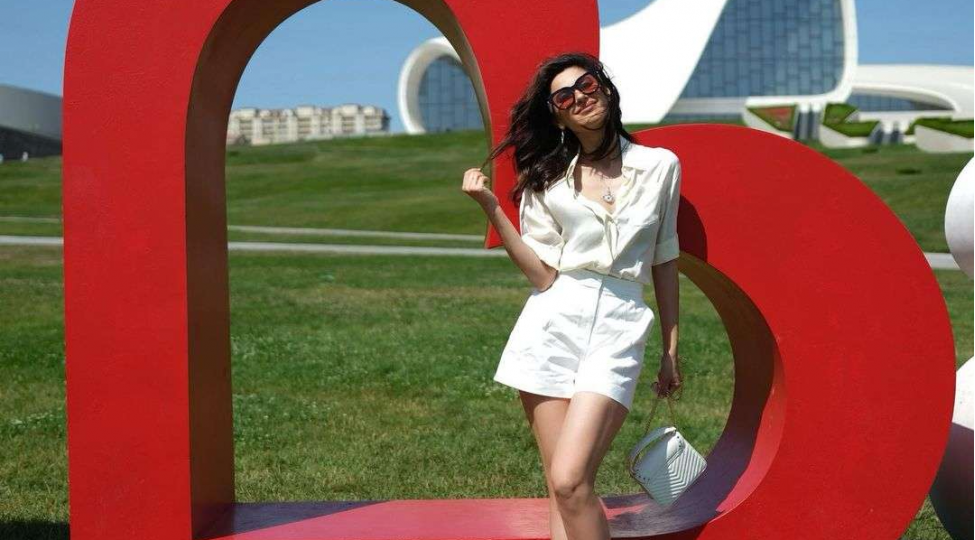 nesrin-cavadzade-azerbaycanla-bagli-paylashim-edib