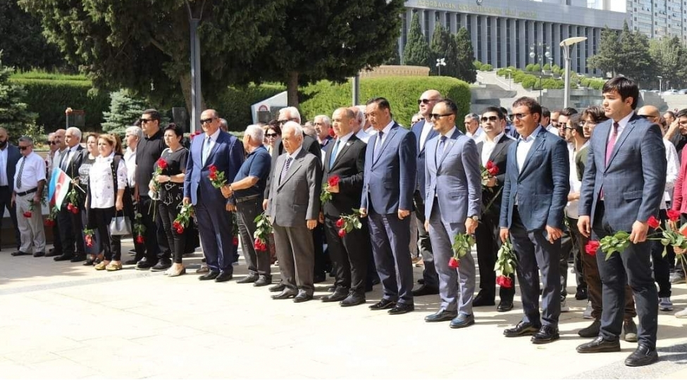 azerbaycan-ve-turkiye-dostlugu-ve-qardashligi-104-il-bundan-once-nece-idise-bu-gunde-davam-edir-fotovideo