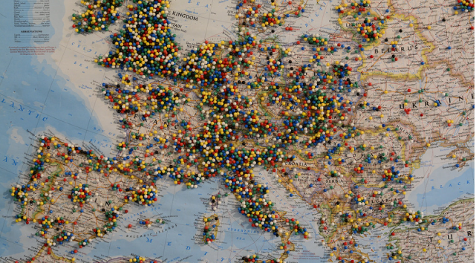 bu-olkelerde-insanlar-hech-bir-ilahi-quvveye-inanmirlar-foto