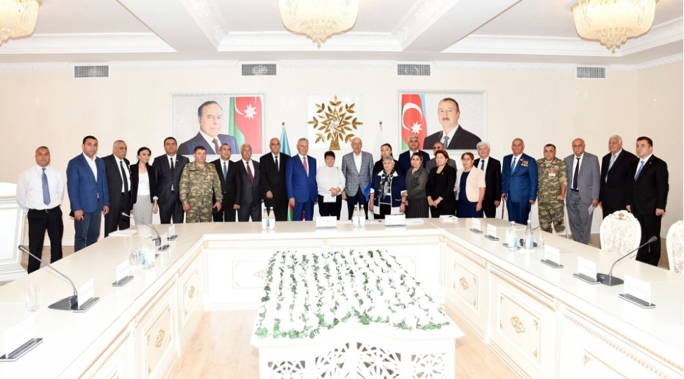 azerbaycan-tarixinin-44-gunluk-shanli-zefer-salnamesinin-qehremanlari-movzusunda-tedbir-kechirilib-videofoto