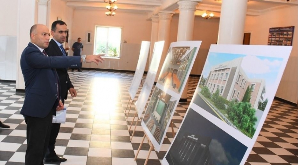 nazir-anar-kerimov-agdashda-medeniyyet-muessiselerinin-fealiyyeti-ile-tanish-olub