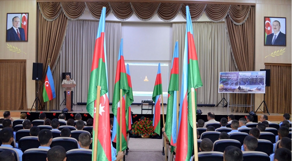 shehidlerin-xatiresine-hesr-olunan-anim-merasimleri-kechirilib-8