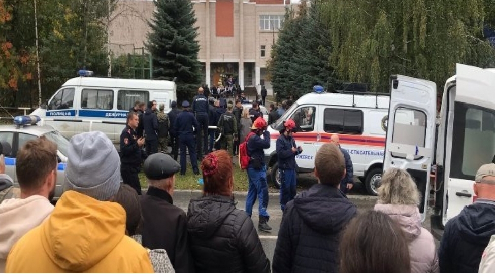 rusiyada-mektebde-13-neferi-olduren-shexsin-goruntuleri-yayilib-video