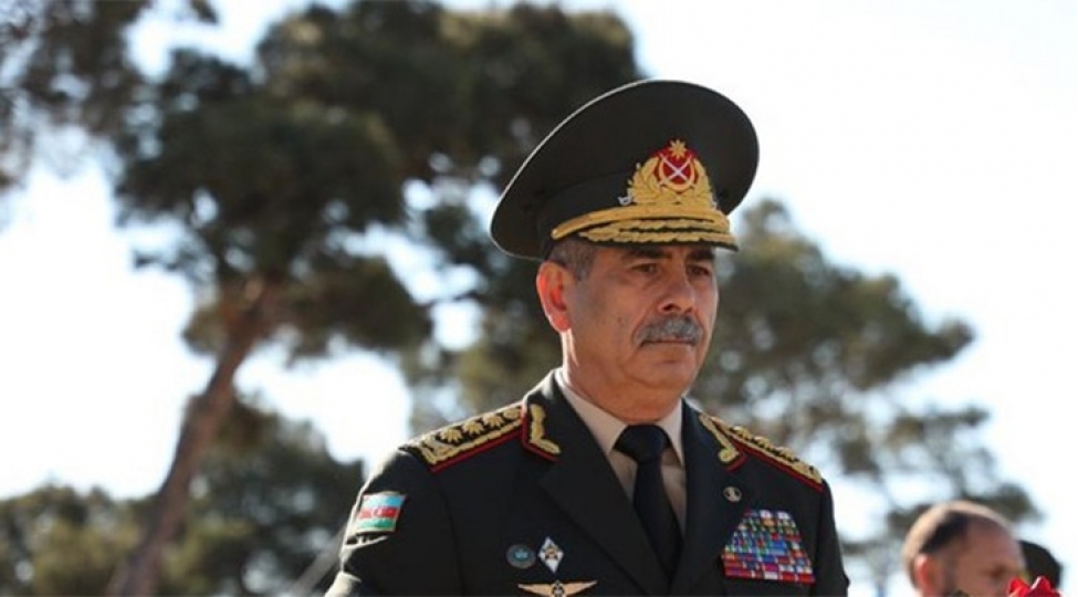 zakir-hesenov-shehid-ailelerine-bashsagligi-verib