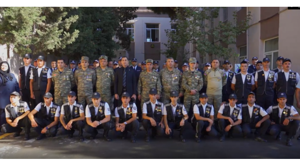 sos-mmc-nin-emekdashlari-anim-gunu-ile-bagli-yurush-kechiribler-videofoto