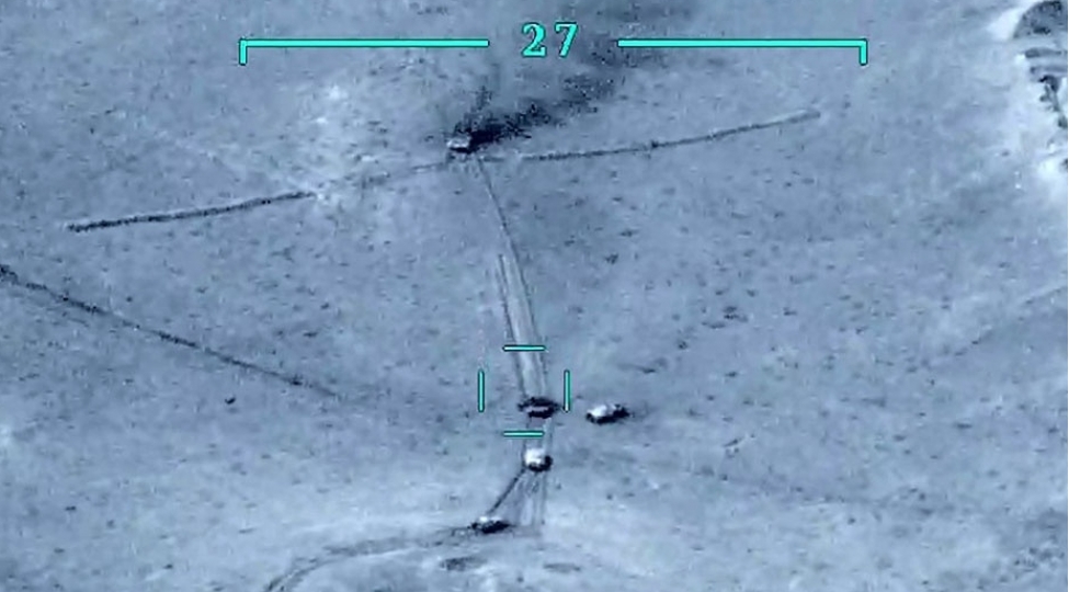 dushmen-zirehli-texnikasini-doyush-meydaninda-ataraq-qachir-27-sentyabr-2020-ci-il-1818