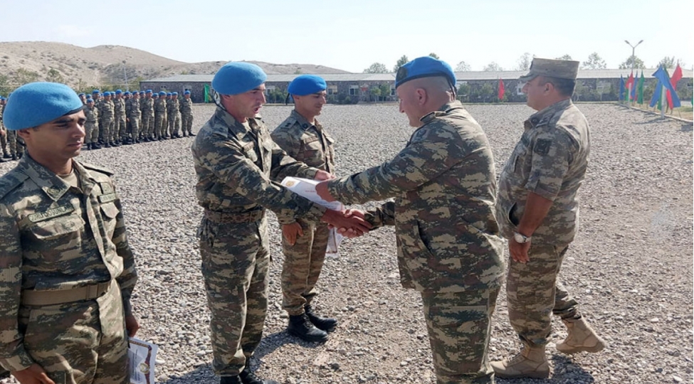 birinci-zabit-komando-kursunun-buraxilishi-kechirilib-foto