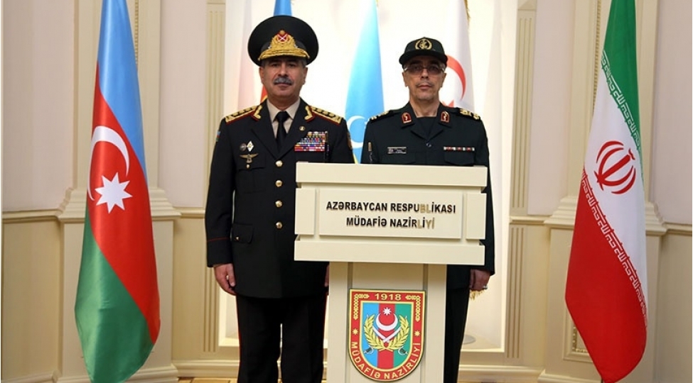 zakir-hesenov-ile-iran-silahli-quvvelerinin-bash-qerargah-reisi-arasinda-telefon-danishigi-olub