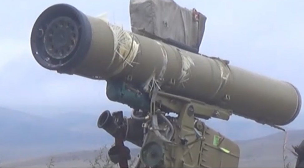 ele-kechirilen-dushmen-postu-ve-qenimetlerin-video-goruntuleri-6-oktyabr-2020-2009