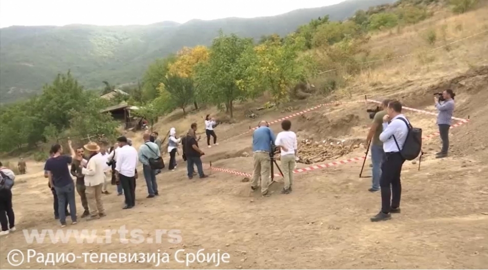 dunya-metbuati-xocavendin-edilli-kendinde-ashkarlanmishkutlevi-mezarliq-barede-yazmaqda-davam-edir