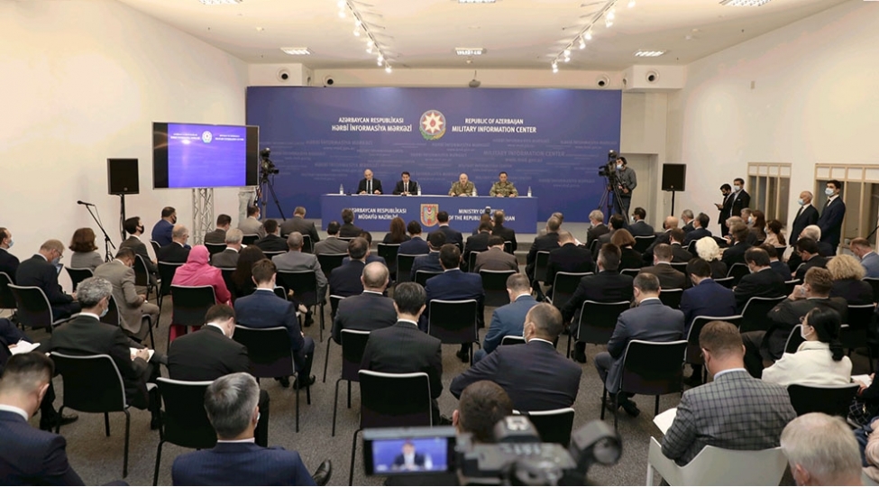 yashayish-menteqelerimizi-hedefe-alan-dushmen-raketleri-bolmelerimizin-qabaqlayici-zerbesi-ile-siradan-chixarilib-14-oktyabr-2020-2006