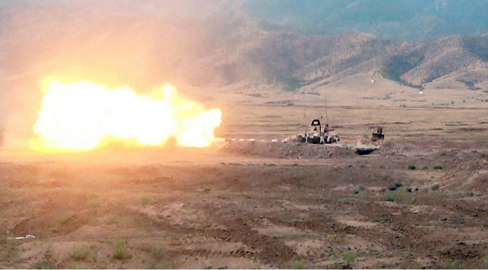 agdam-rayonu-ateshe-tutulur-18-oktyabr-2020-1342