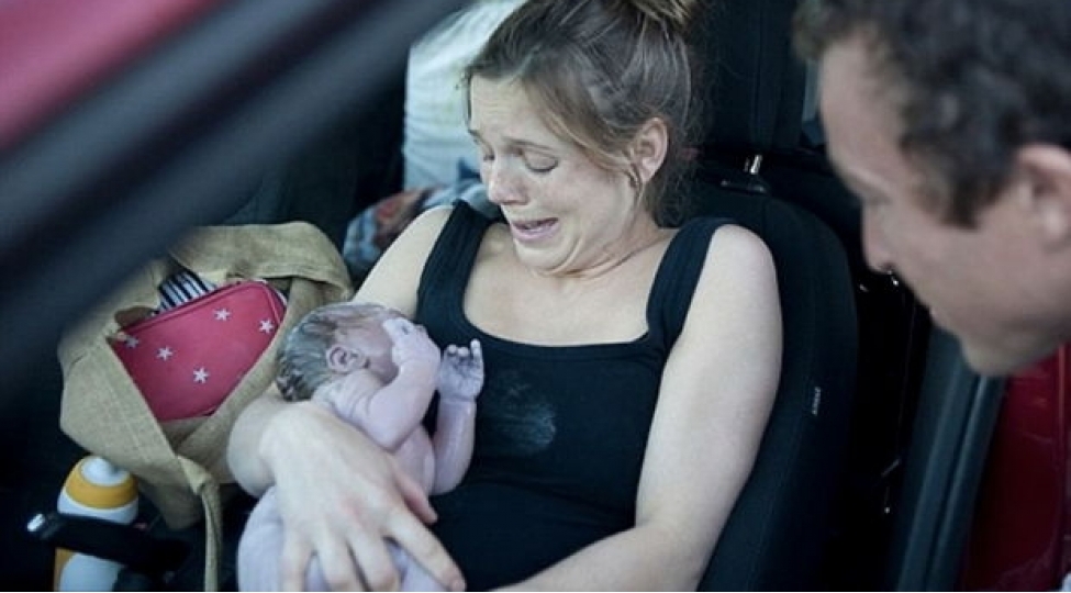 takside-ushaq-dunyaya-getirdi-video