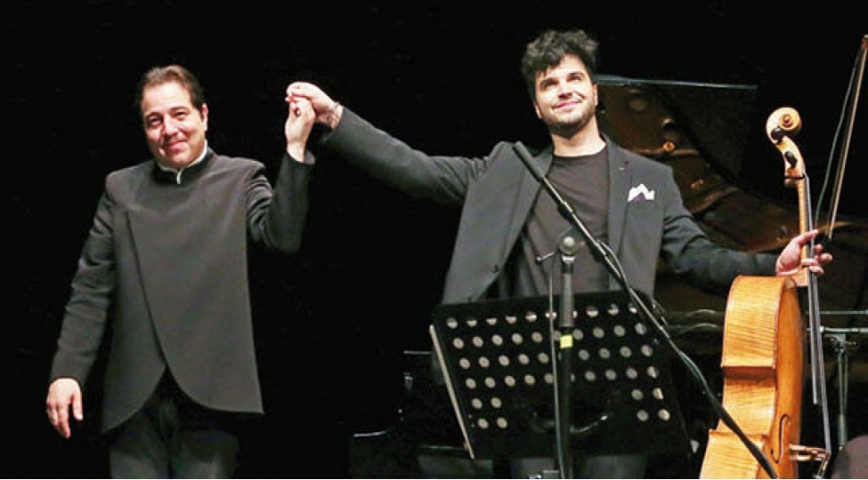 fazil-say-azerbaycanli-violonchel-ifachisi-ile-amerika-turuna-chixir