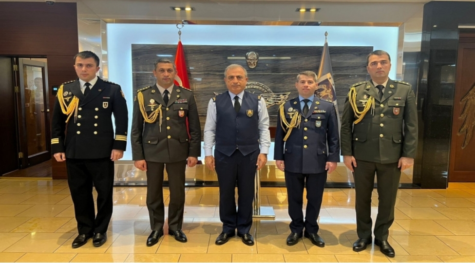 azerbaycan-turkiye-herbi-emekdashligi-muzakire-olunub