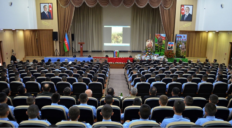 shehidlerin-xatiresine-hesr-olunan-anim-merasimleri-kechirilib-11