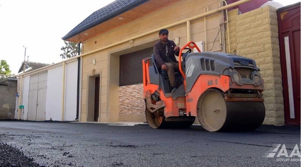 bakinin-xetai-rayonunda-iki-kuche-temir-edilir-video