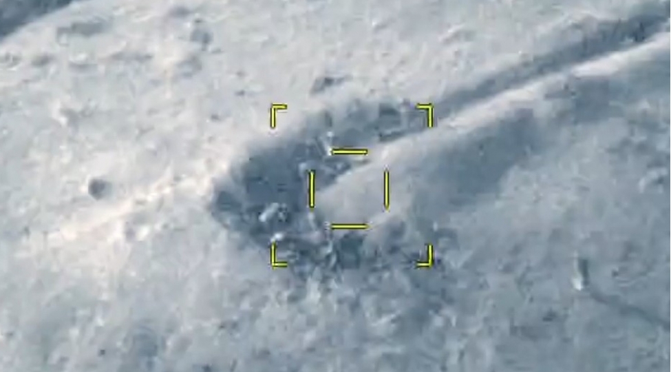 dushmenin-canli-quvvesi-aviazerbelerle-mehv-edilib-1-noyabr-2020-2242