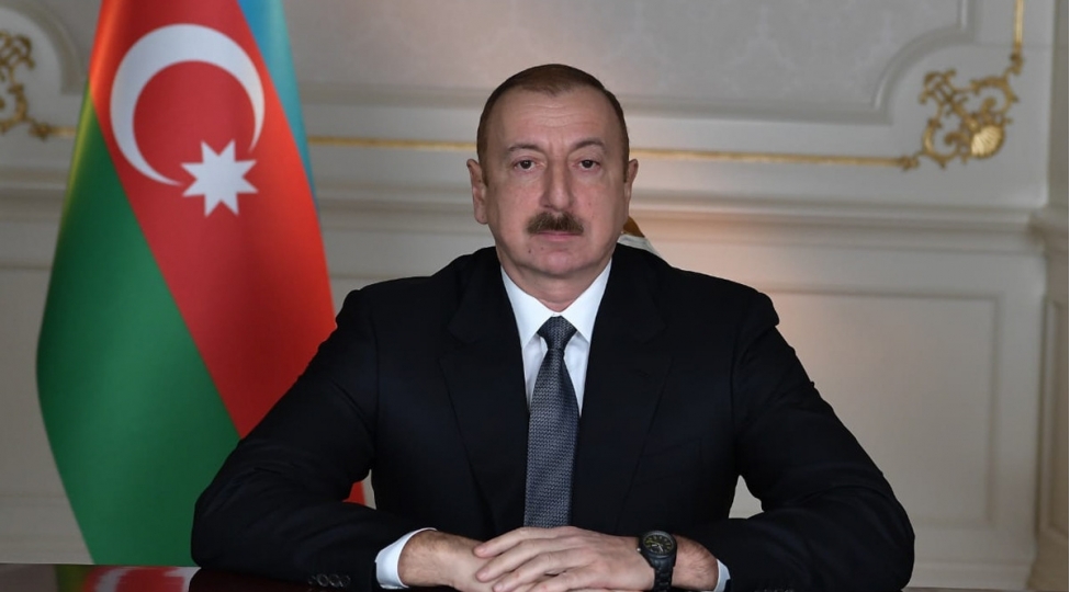 prezident-azerbaycan-silahli-quvvelerinin-shehid-herbchilerini-teltif-edib