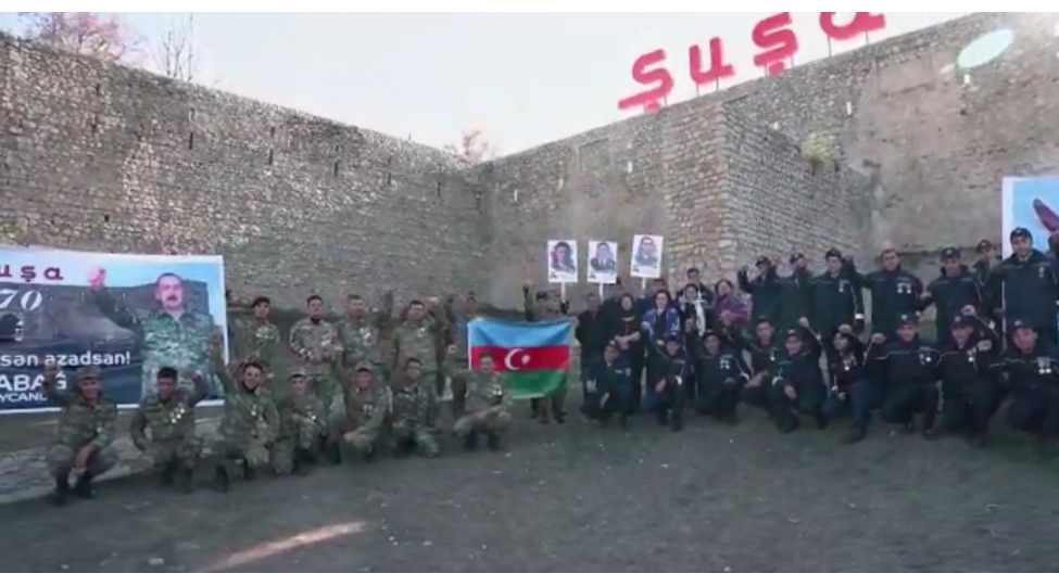 sos-mmc-nin-emekdashlari-shushada-qehremanlarimizi-yad-edib-videofoto