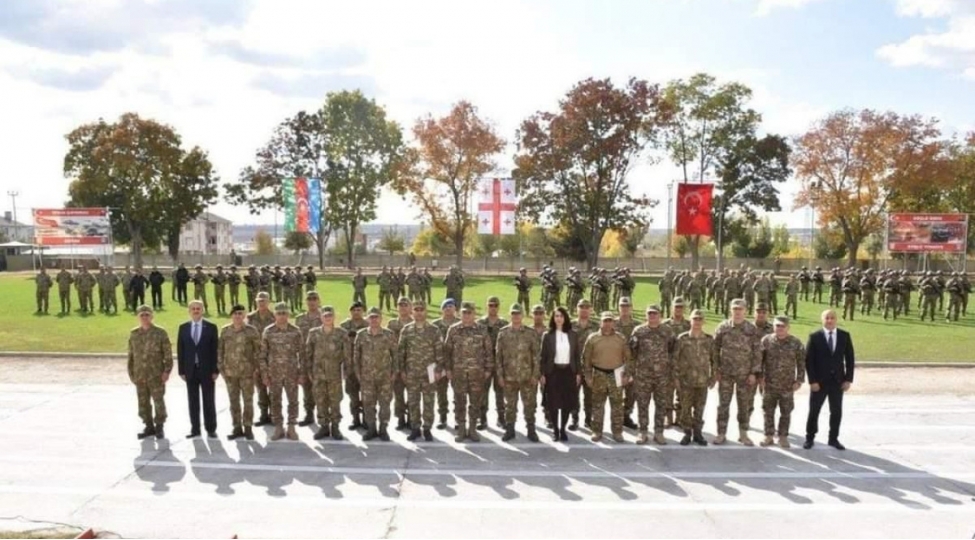 azerbaycan-turkiye-ve-gurcustan-herbchileri-btc-nin-muhafizesi-ile-bagli-birge-telim-kechibler-foto