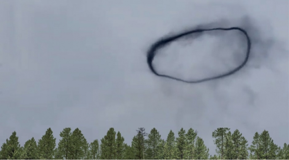 vyetnam-uzerinde-semada-dehshetli-bir-tustu-halqasi-gorunub-cehennem-portali