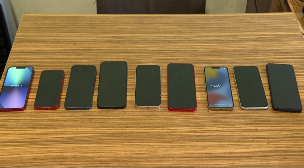 bakida-magazadan-31-min-manatliq-iphone-ogurlanib