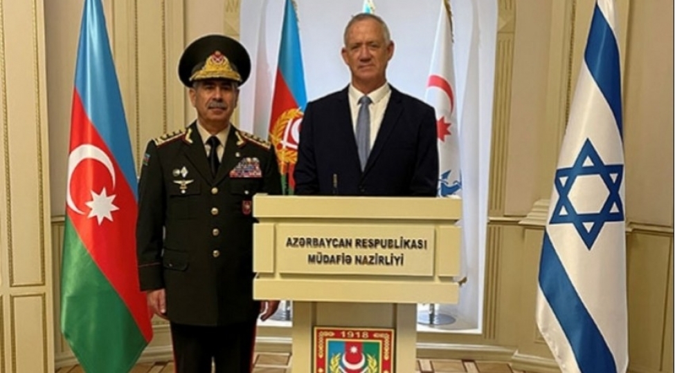 azerbaycan-ve-israil-mudafie-nazirleri-arasinda-telefon-danishigi-olub-yenilenib