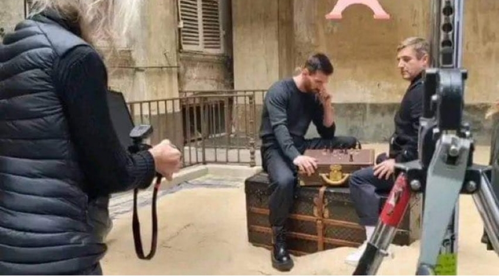 messi-ve-ronaldonun-fotosu-fotomontajdir-video