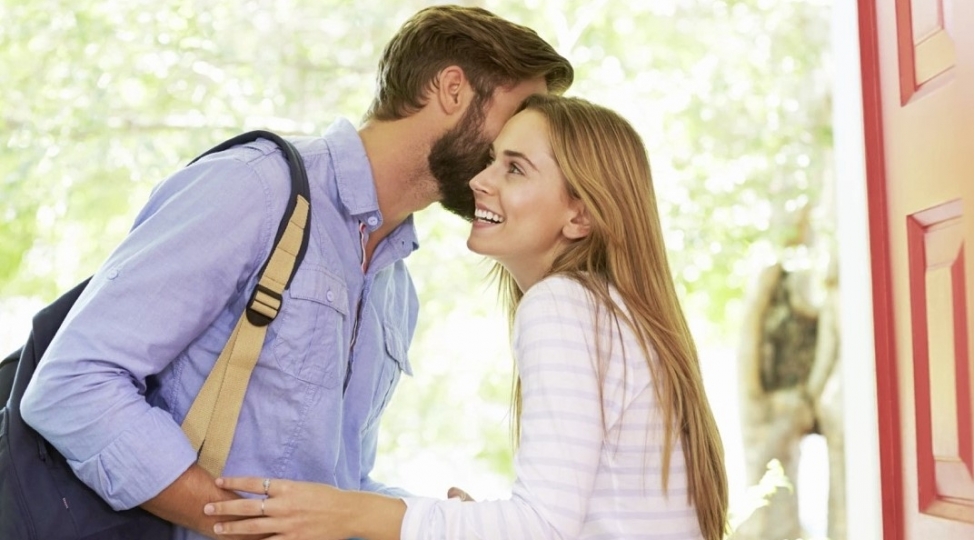 seher-ishe-gederken-heyat-yoldashini-openkishilerchox-yashayir