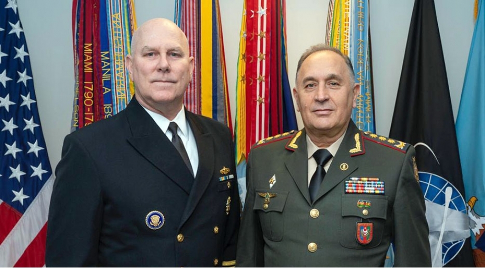 pentaqonda-azerbaycan-ve-absh-arasinda-herbi-emekdashligin-perspektivleri-muzakire-olunub