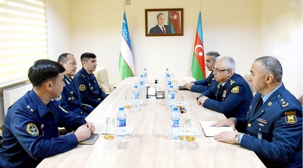 azerbaycan-ve-ozbekistan-hhq-arasinda-emekdashligin-genishlendirilmesi-meseleleri-muzakire-edilib