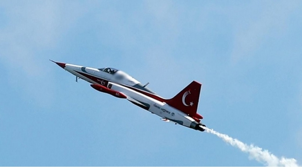 turkiyede-f-5-telim-qiricisi-qezaya-ugrayib