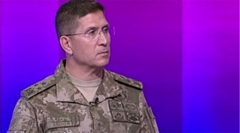 bextiyar-ersay-azerbaycanordusunun-turkiye-modeline-uygunlashdirilmasindan-danishib