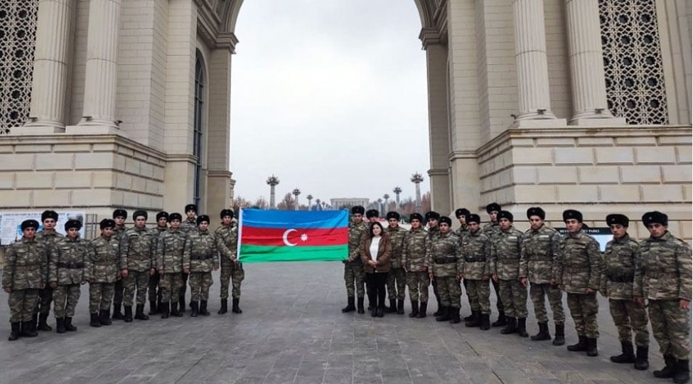 umummilli-liderin-anim-gunu-munasibeti-ile-azerbaycan-ordusunda-silsile-tedbirler-kechirilib-foto