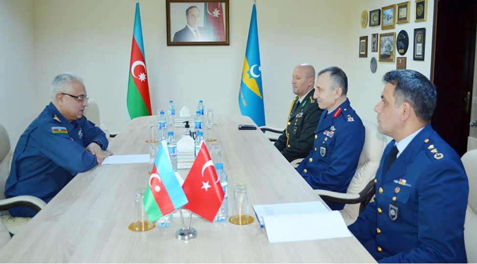 azerbaycan-turkiye-herbi-emekdashligi-muzakire-olunub-2