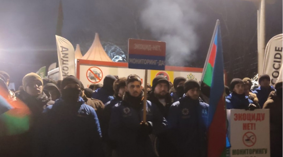 lachin-yolundaki-aksiya-ishtirakchilari-bu-gece-de-aksiyani-davam-etdirecekler