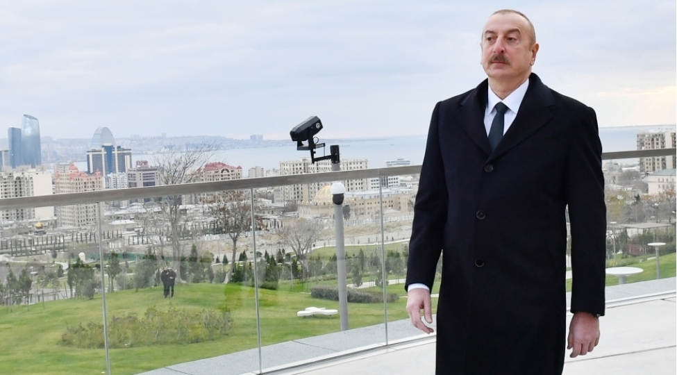 prezident-bakida-merkezi-parkin-ikinci-hissesinin-achilishinda-ishtirak-edib-video