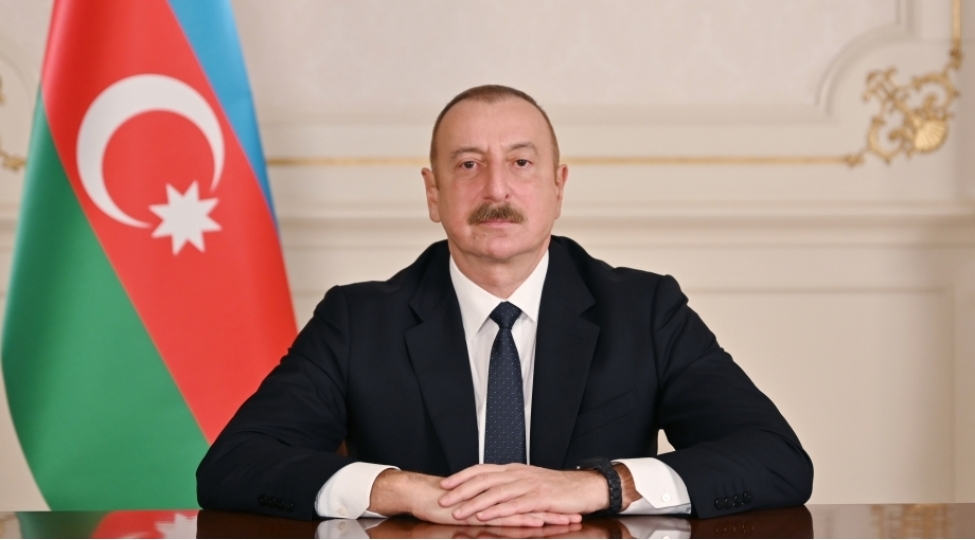 doktorantlarin-ve-magistrantlarin-teqaudu-artirilib