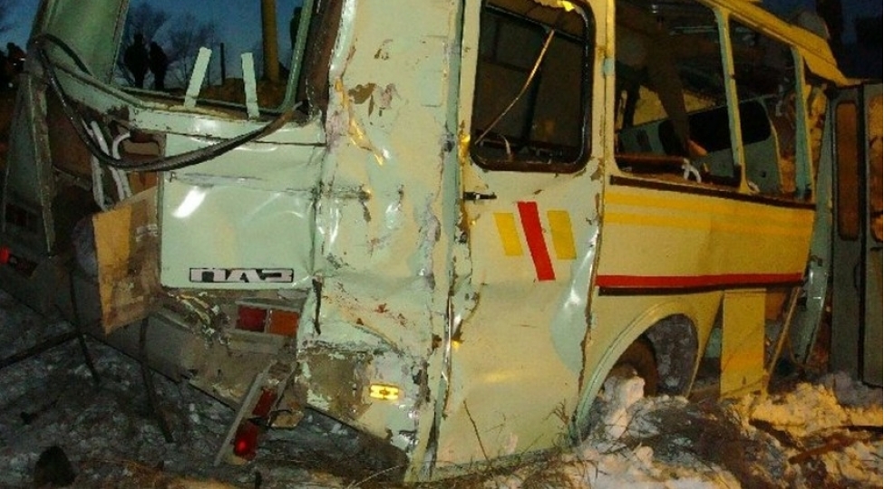 seneqalda-iki-avtobustoqqushub-40-nefer-olub70-den-chox-insan-yaralanib