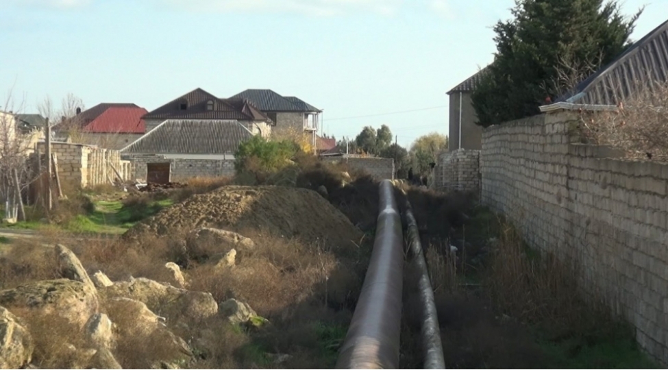 fhn-buzovnada-qaz-xettinin-yaxinliginda-evler-ashkarlanib-video